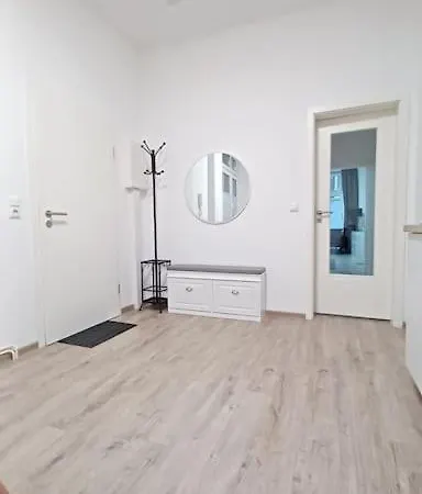Executive Altstadt King Bed Apartment *