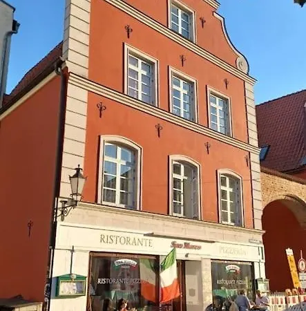 Executive Altstadt King Bed Apartment