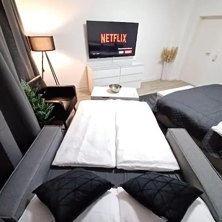 Executive Altstadt King Bed Apartment *